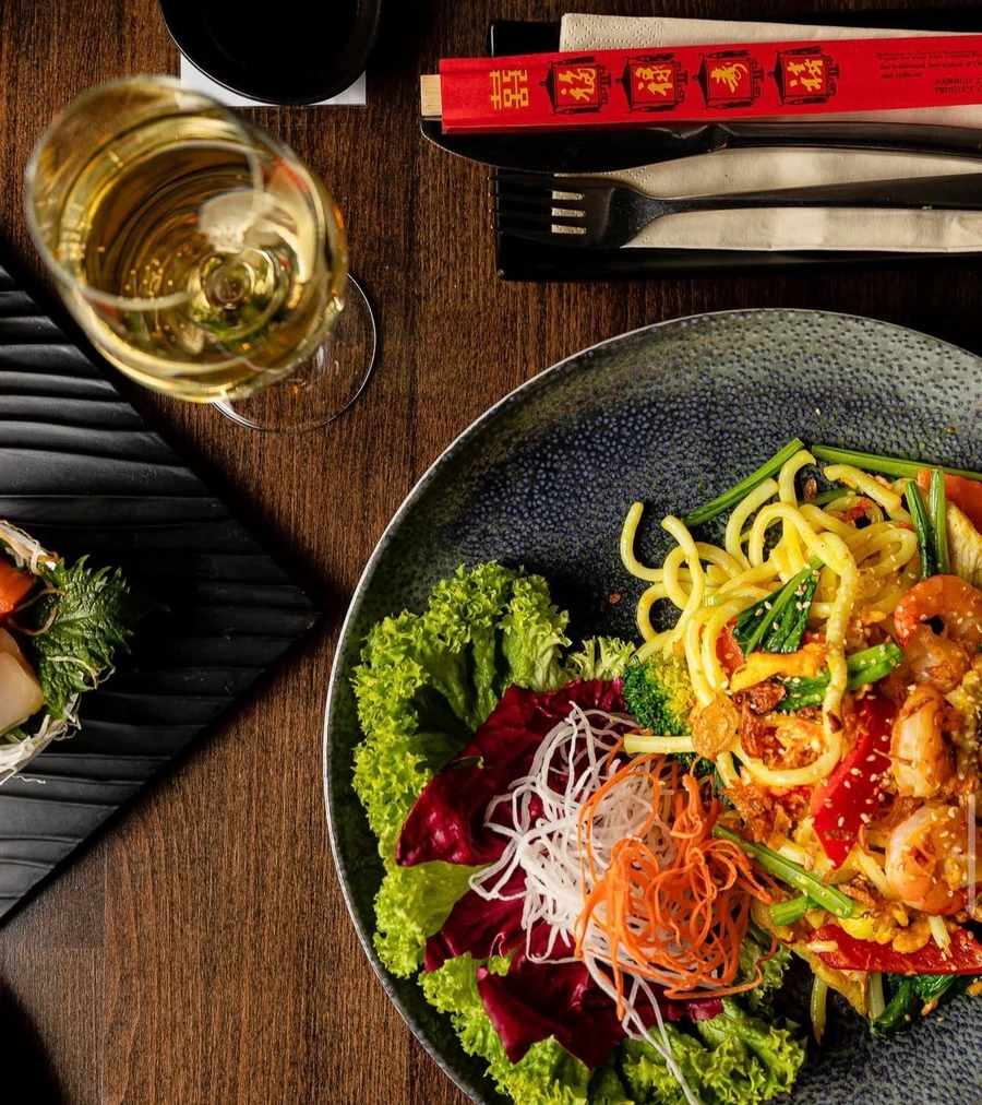 Nudelgericht bei Sushi King Berlin